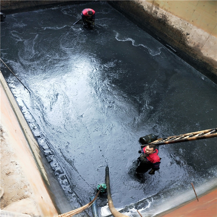 青阳废水池清理